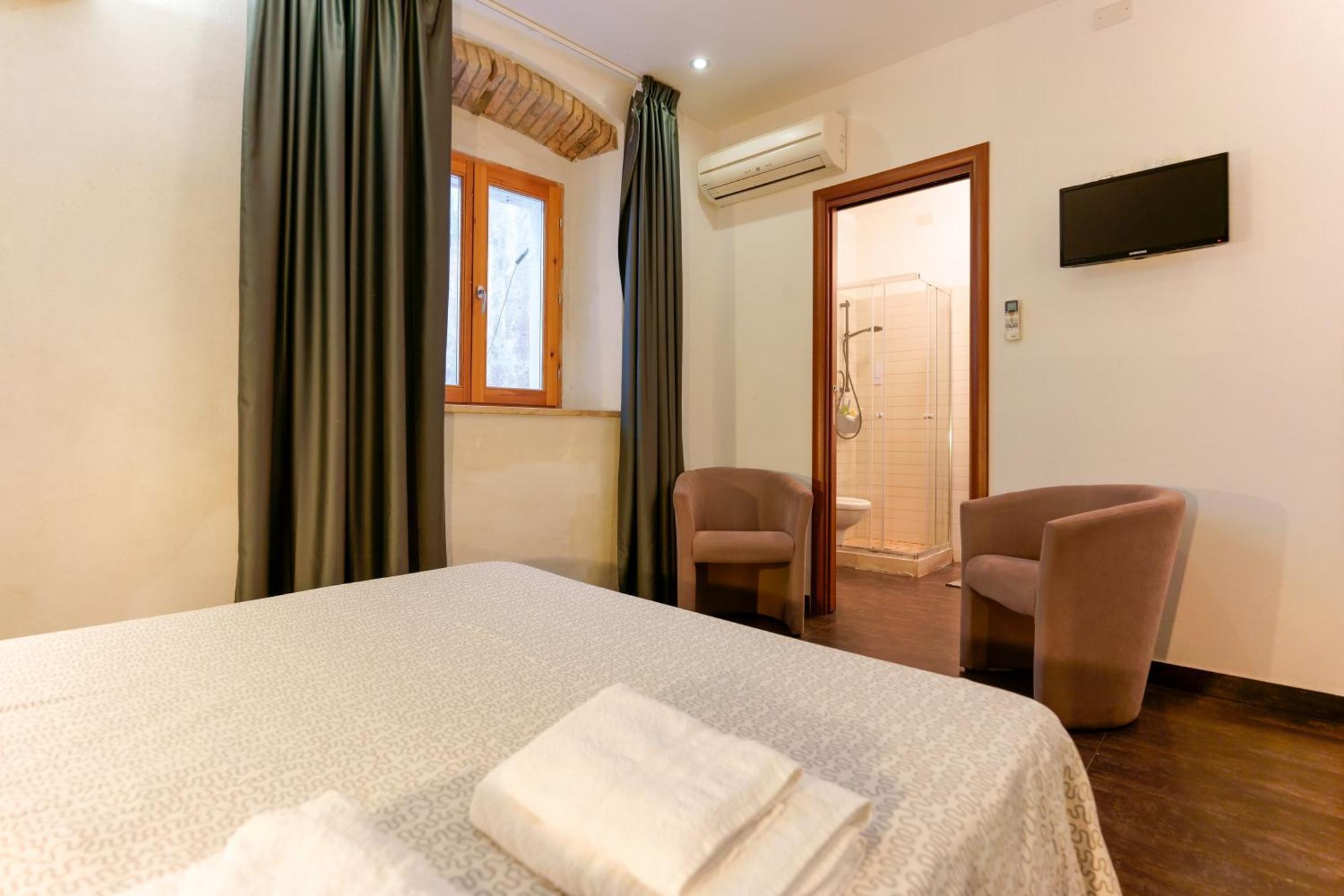 Hotel Il Palazz8 Iglesias Esterno foto